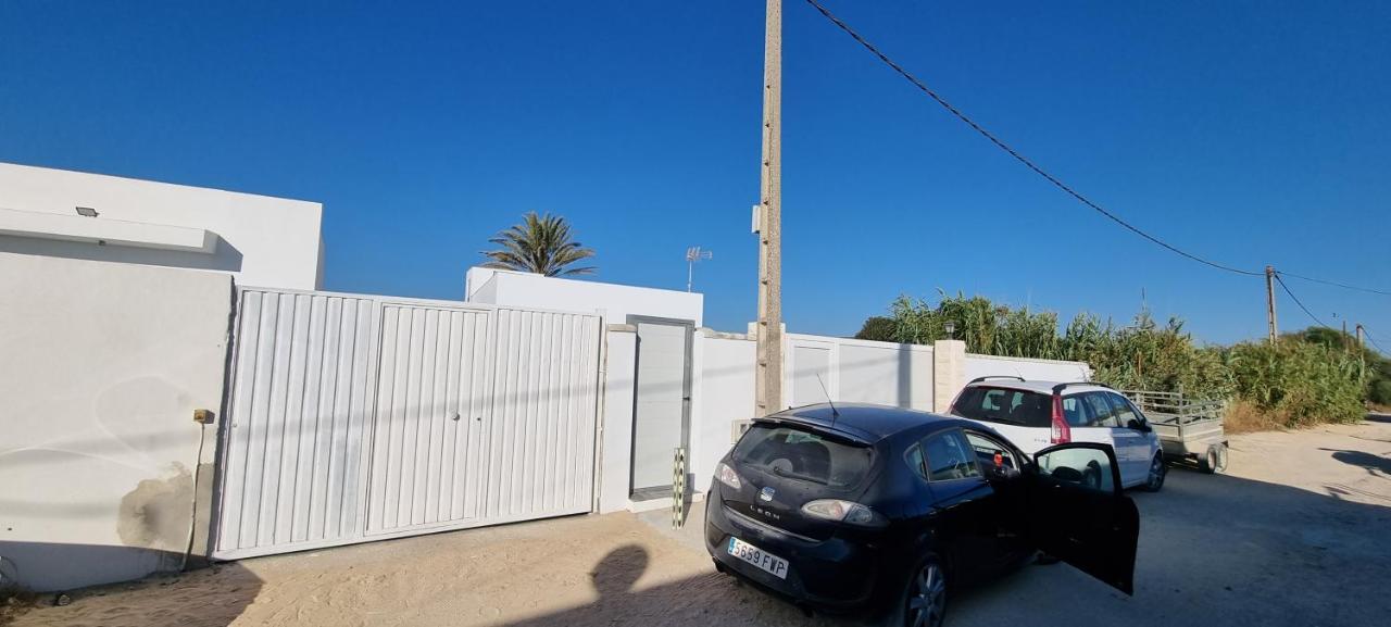 Apartamentos La Playa Barbate Exterior photo